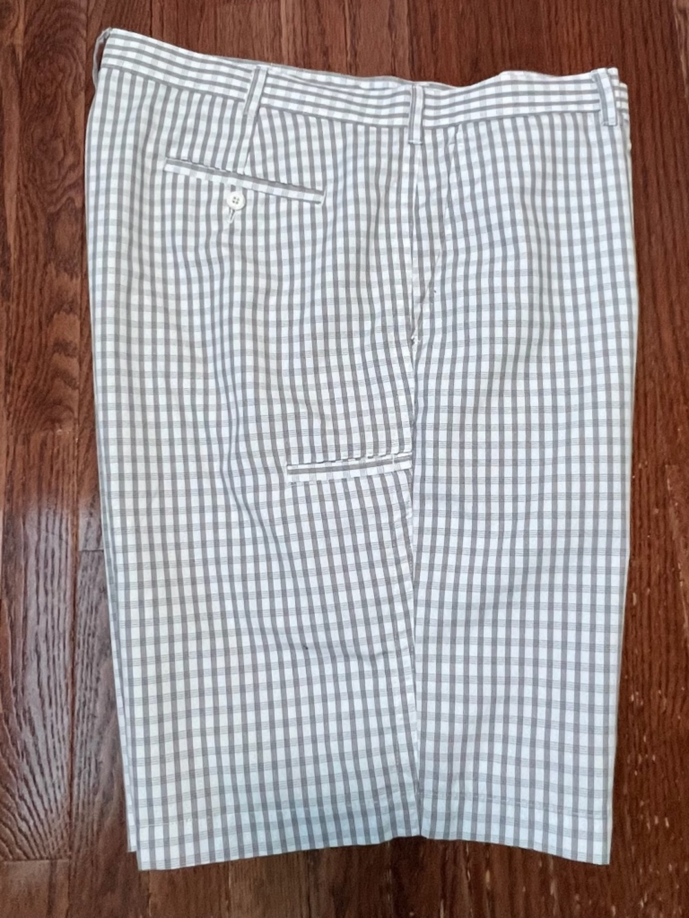PGA Tour White and Gray Plaid Golf Shorts, Size 44